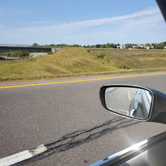 Hiiii…Welcome to my closet!!!! - Picture 11 of 16